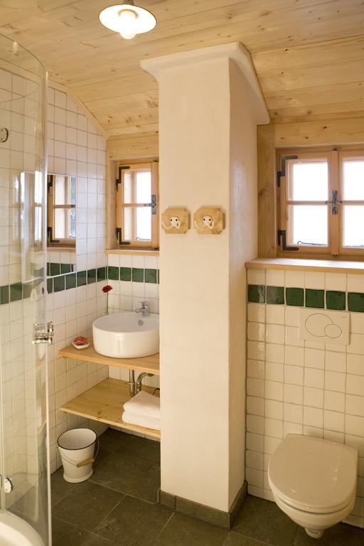 Brandluckner Nesterl Heilbrunn Стая снимка